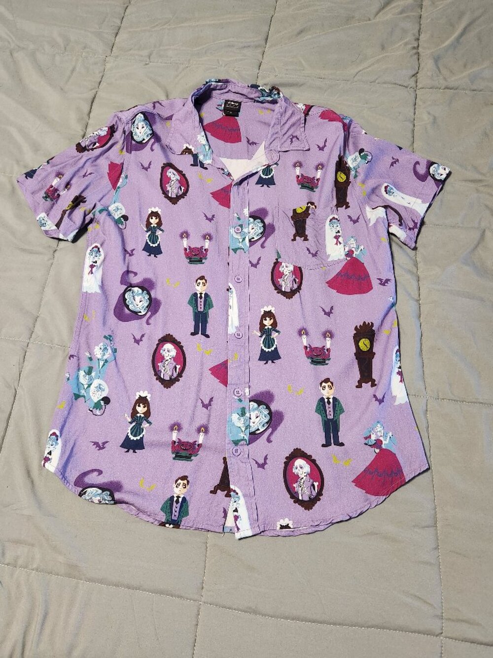This Our Universe Disney The Haunted Mansion Character Woven Button-Up shirt-Med